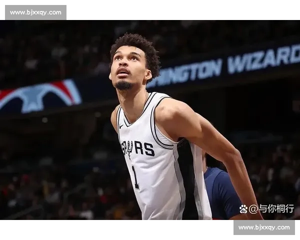 现象级天赋 + 技术巨兽 + DPOY 级防守:文班亚马如何单核瓦解雷霆三巨头?